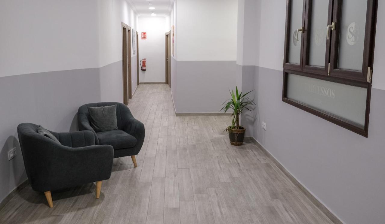 Hostal Tartessos Valencia Eksteriør billede